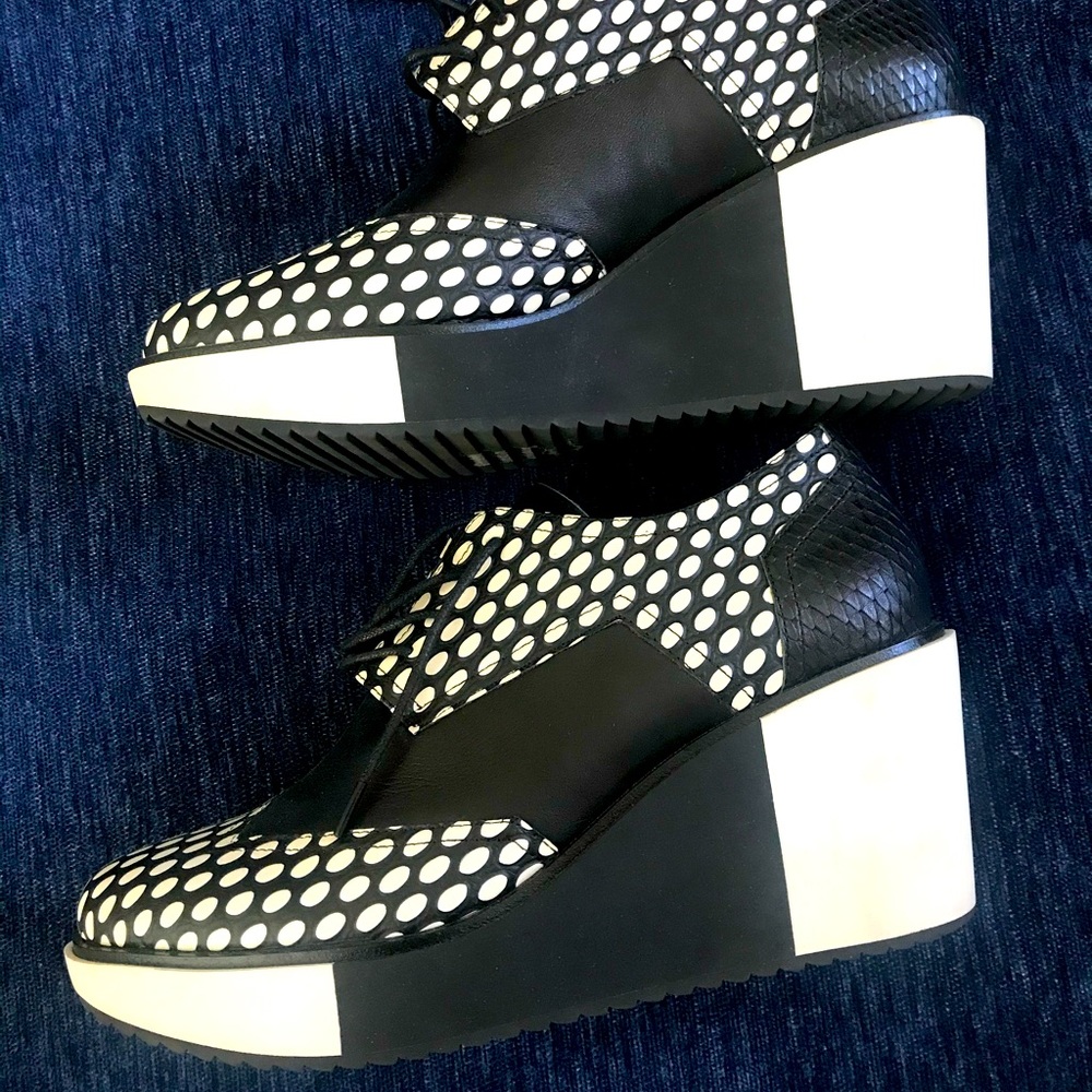 Black and White Color Block Wedges